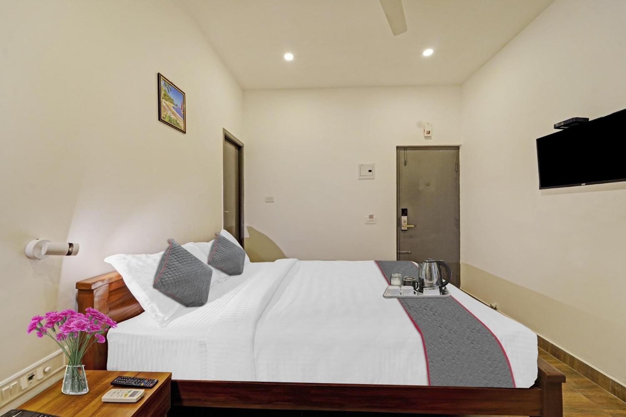 Hotel Super Townhouse Orchid Residency Near T.Nagar Chennai Esterno foto